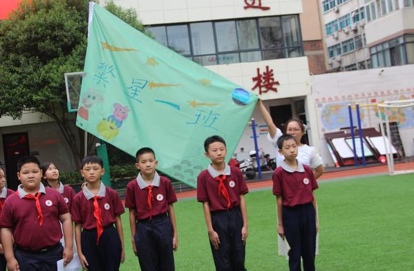 入校课程展示 (4) 入校课程展示 (4)